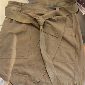 Madewell Size 6 Khaki Wrap Skirt with Tie Waist - Raw Silk